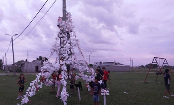 Imagen de la nota: Papá Noel llega al barrio Lourdes