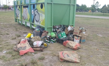 Imagen de la nota: Denuncian la saturación del contenedor de barrio CECO