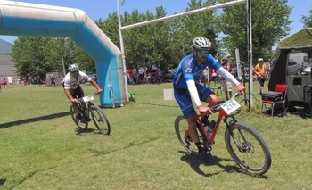 Imagen de la nota: Se corrió la “Vuelta al Barrio Chino” y ganó Juan Gundel