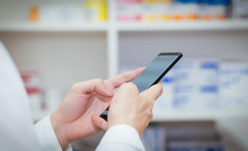 Imagen de la nota: Las recetas manuscritas enviadas como foto ya no tendrán validez