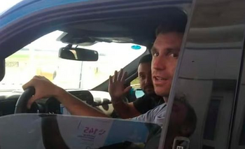 Imagen de la nota: Después de dos días en Benito Juárez, el “Dibu” pasó por Tandil