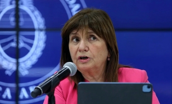 Bullrich presentó el nuevo protocolo antipiquetes: uno por uno, todos los puntos Imagen de la nota: Bullrich presentó el nuevo protocolo antipiquetes: uno por uno, todos los puntos