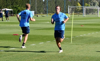 De la Vega despide el 2023 con trabajos en la Selección Imagen de la nota: De la Vega despide el 2023 con trabajos en la Selección