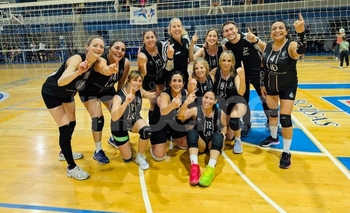 Imagen de la nota: Vóley: Estudiantes fue campeón en Maxivoleibol