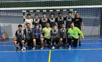 Handball: Estudiantes jugó en Chivilcoy, Mercedes y Suipacha Imagen de la nota: Handball: Estudiantes jugó en Chivilcoy, Mercedes y Suipacha