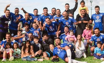 Imagen de la nota: Colonias y Cerros: el Play-Off tiene campeón en +35