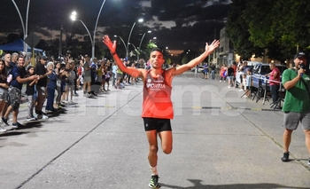 Imagen de la nota: Correcaminata: Landaburu y Peñalva, festejaron otra vez