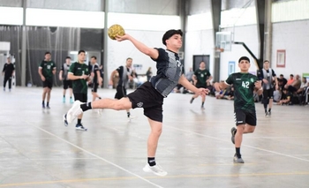 Imagen de la nota: Handball: más definiciones “albinegras” en la As.Am.Bal