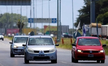 Imagen de la nota: Comenzó el fin de semana largo con intenso movimiento vehicular hacia la Costa Atlántica