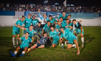 Imagen de la nota: Fútbol Local: Ferro ganó el Play-Off y jugará por el título 
