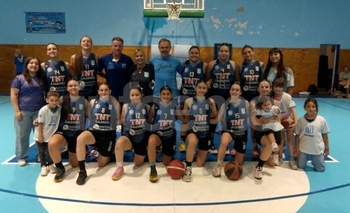 Imagen de la nota: Básquet Femenino: Ferro fue campeón del Torneo Regional